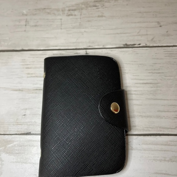 Faux suede/leather purse set.  Shoulder bag, clutch, card holder and mak… - Picture 11 of 11